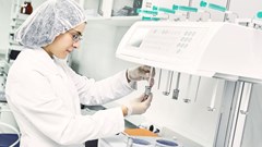 Source: © Dmitry Kalinovsky