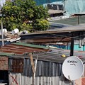 Satellite dishes connect township residents to South Africa's DSTV television network, owned by telecommunications giant Naspers, in Khayelitsha township, Cape Town, 19 May, 2017. Reuters/Mike Hutchings
