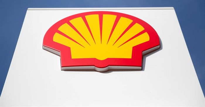 A logo for Shell is seen on a garage forecourt in central London, 6 March 2014. | Photo: Reuters/Neil Hall/file photo