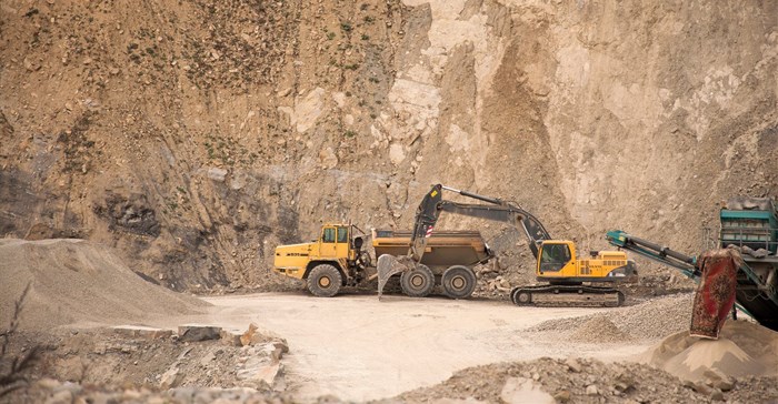 Source: © Piotr Arnoldes