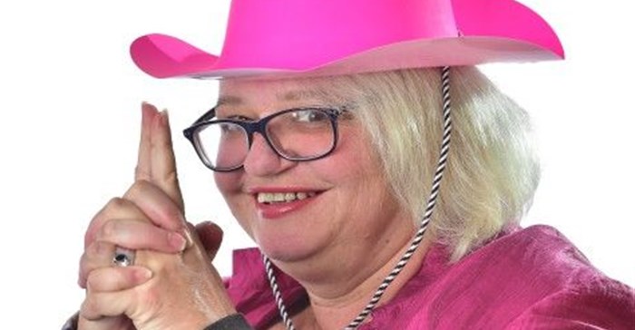 Source © LinkedIn  Caroline Smith, head of PR, Flow Communicaitons, photographed by Steve Lawrence