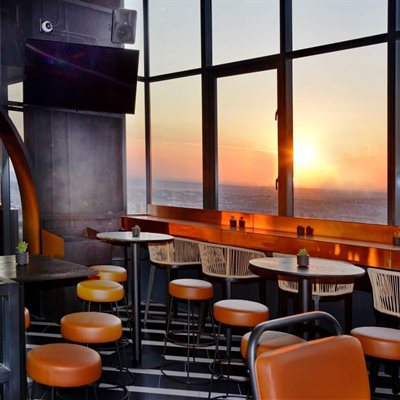 Courtyard Hotel Waterfall City