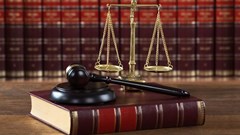 Image source: Andriy Popov –