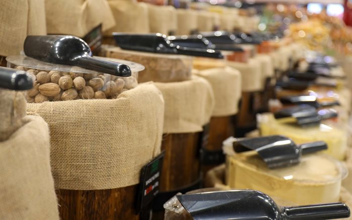 Source: Marius Del Carmé for Hamiltons Advertising