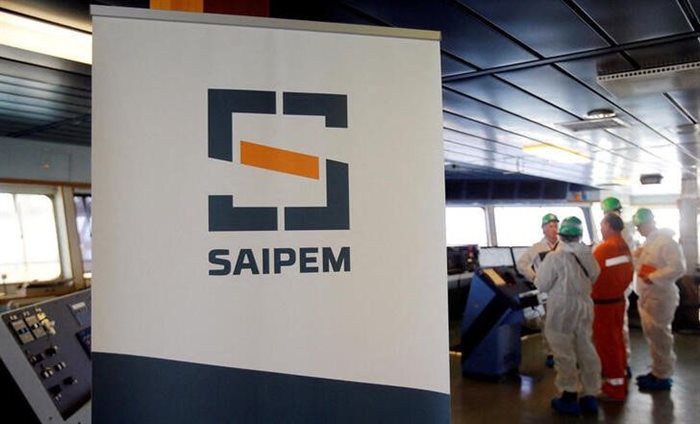 Bridge of the Saipem 10000 deepwater drillship in Genoa's harbour, Italy. 2015. Source: Reuters/Alessandro Garofalo