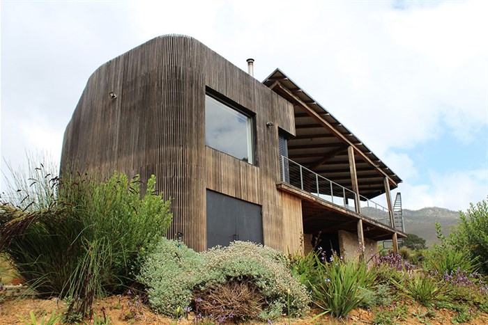 Sleep in a working vineyard at Creation Wines' luxurious Voormanshuis