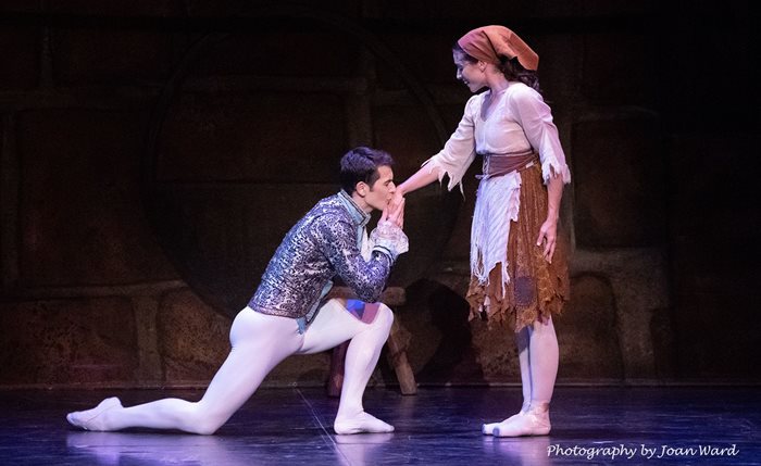 Mathias Dingman and Kirstel Paterson in Cape Town City Ballet’s Cinderella, Photo by Joan Ward