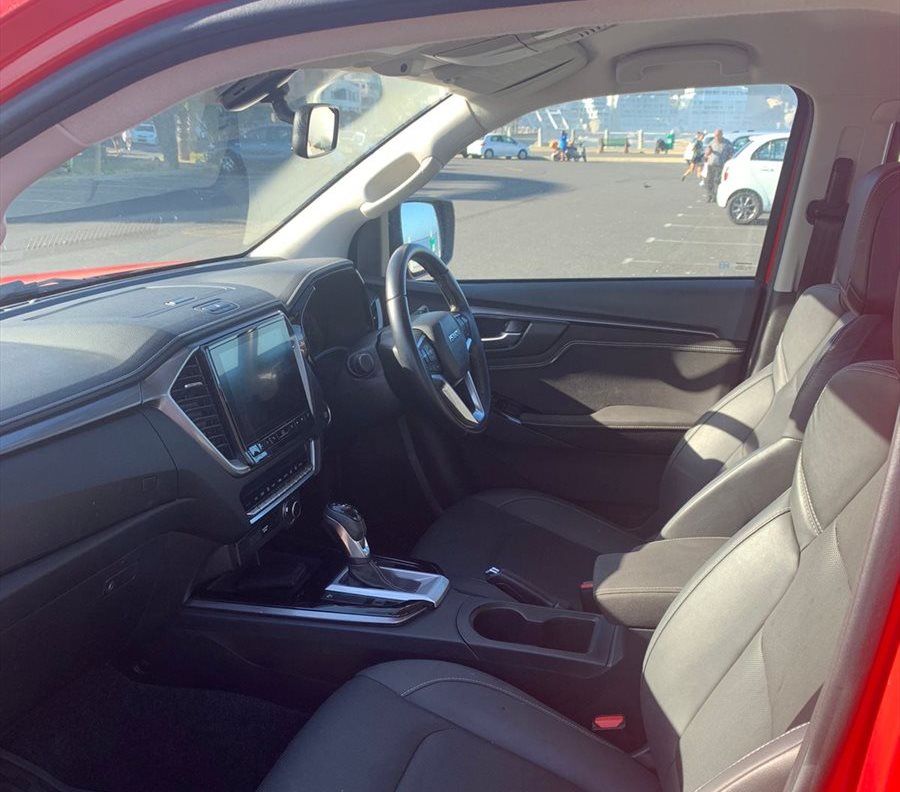 Isuzu D-Max double cab review: The ultimate workhorse bakkie?