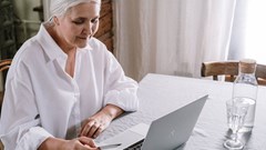 How age, gender and education are influencing online retail adoption in SA - study