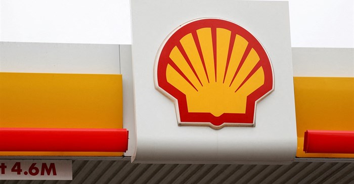 Nigerians accuse Shell of delay in oil spill London lawsuits