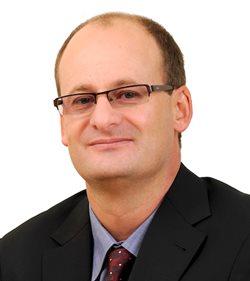 De Wet Bisschoff, director of operations and sales at Accenture in Africa