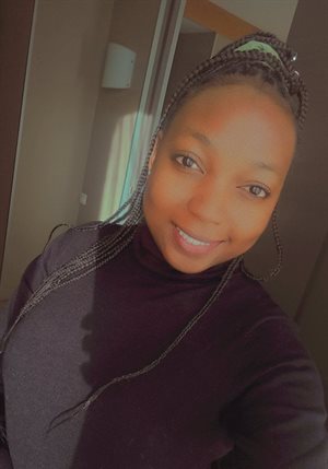 Arleta Mukhesi, global early talent partner and business finance analyst at ABB France