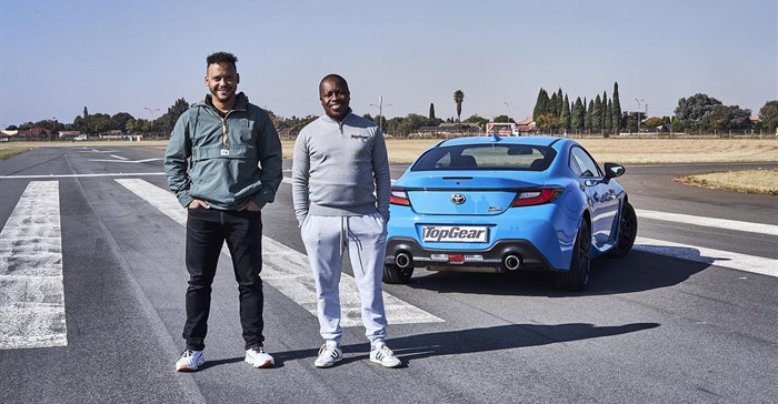 Avon Middleton, publisher, and explains Lerato Matebese, publishing editor at Clipping Point Publishing. Source: Quickpic