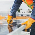 Discovery Bank clients can now get 48 hour solar installations. Source: Los Meurtos Crew/Pexels