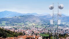 E-band and long-haul are great networking solutions. Source: Ericsson