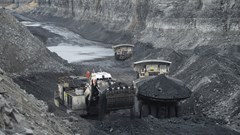 Load and haul operations at Thungela's thermal coal mining operation, Isibonelo Colliery (formerly Anglo American), in Mpumalanga. Source: Philip Mostert/Anglo American/Handout/Reuters