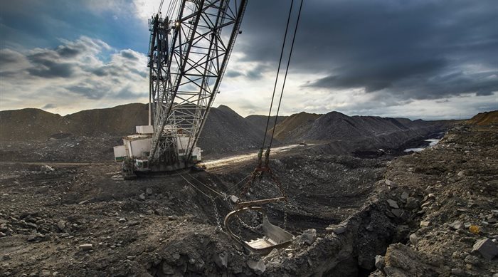 Dragline operations at Thungela's thermal coal mining operation, Isibonelo Colliery (formerly Anglo American), in Mpumalanga. Source: Philip Mostert/Anglo American/Handout/Reuters