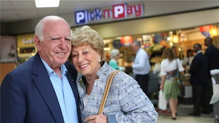 Raymond Ackerman and his wife, Wendy. Source: