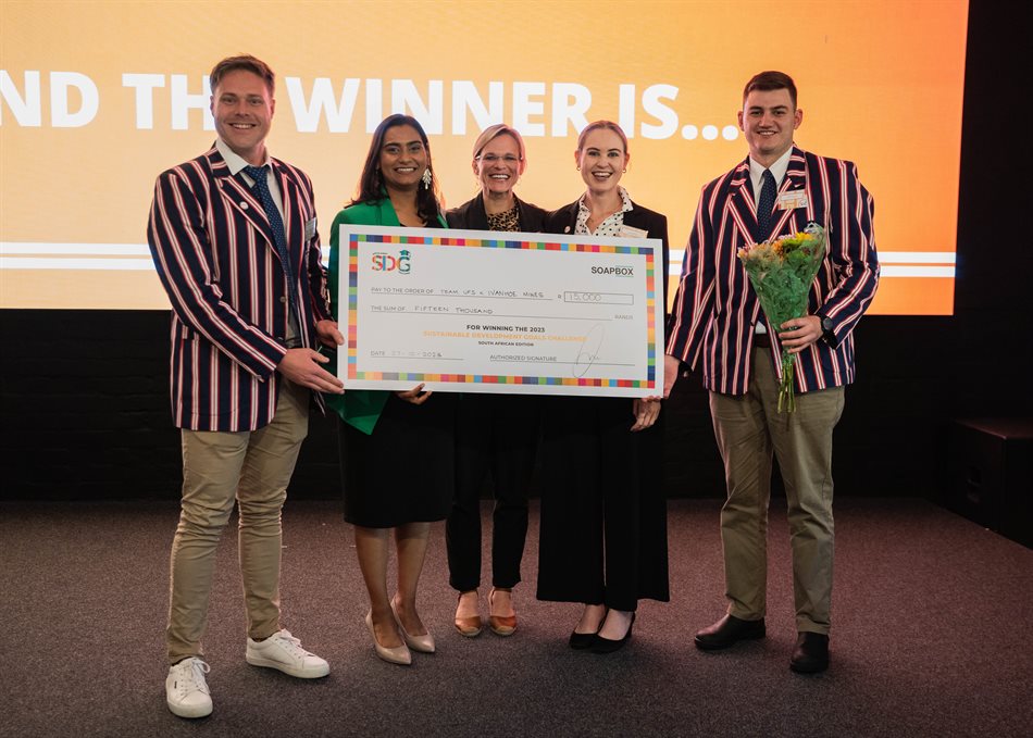 Brandon van Rooyen, Amelia Francis, Robyn Mellett, Lizaan Pelser, Daniel Naude.