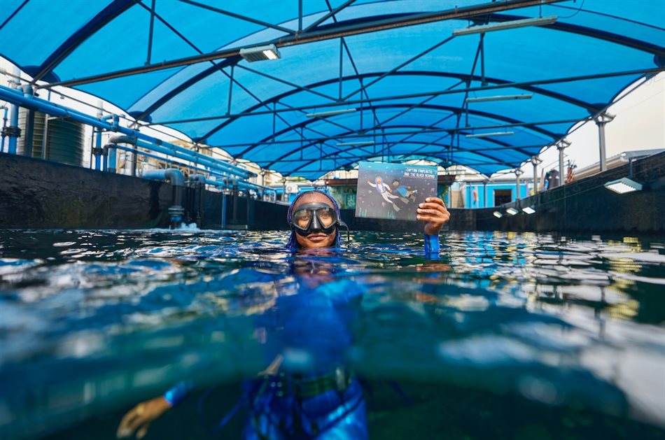 Enhancing environmental literacy: Introducing Captain Fanplastic and the Black Mermaid