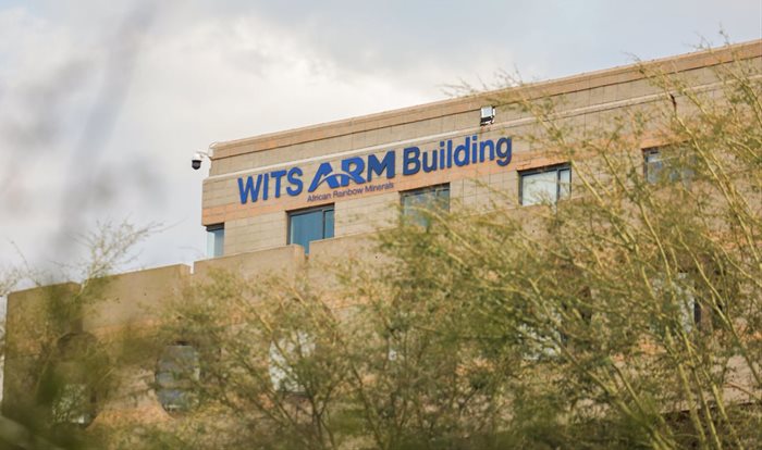 African Rainbow Minerals invests R20m into research at Wits, gets building named after it