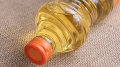 Cooking oil prices tamed amid the record 2023 canola harvest