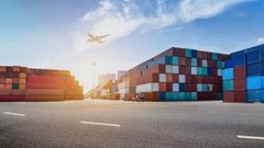 Source: onlyyouqj via