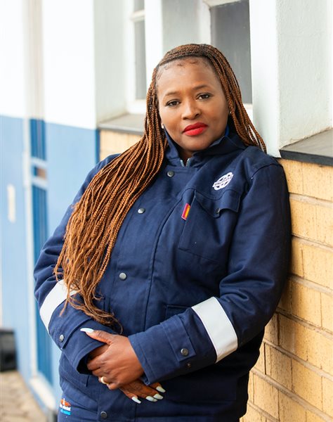 Unitrans mother of three Cynthia Thala takes home the #ThankYouTrucker award for 2023