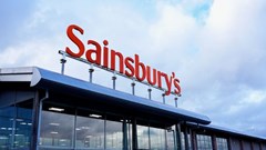 Source: Retail Gazette  Traditional UK retailers always tend to do well in the run-up to Christmas and this year was no exception