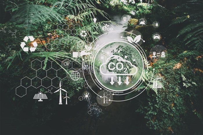 Image source: Chayanit Chankhong –