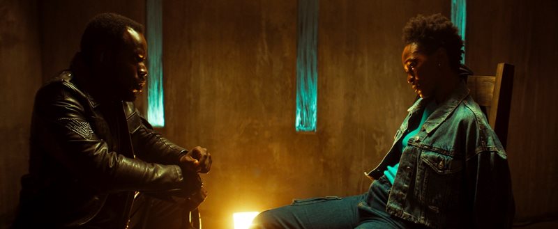 The Tracker ‘Anthony Osiyemi’ moves in for the kill. Luyanda Masinda ‘Noxolo Dlamini’ is in his sights