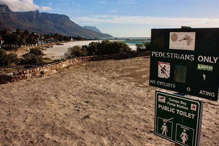 More than two million litres of sieved raw sewage is pumped out to sea off Camps Bay every day. This is one of three marine outfalls, the other two being at Greenpoint and Hout Bay. The City has commissioned a study to determine the costs of treating the sewage first, or piping it to existing wastewater treatment works or further out to sea. Photo: Steve Kretzmann / Groundup