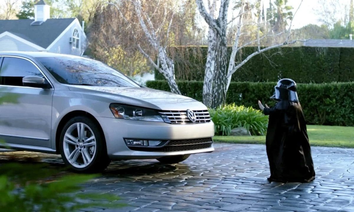 Super Bowl car ads that scored big