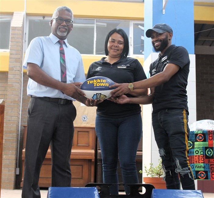 Tekkie Town donates 30 kits to Boland's Top 12 Rugby teams