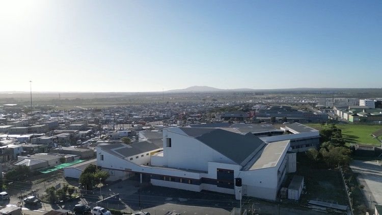 Inkwenkwezi Secondary, the only high school in Dunoon, Cape Town,and is overcrowded with an average of about 45 learners per classroom. Photo: Peter Luhanga