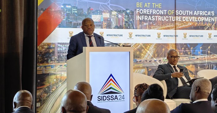 Minister Zikalala at the MOU signing on day 2 of SIDSSA