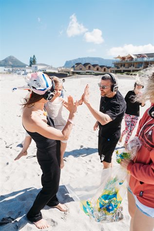 Captain Fanplastic teams up with Secret Sunrise for a unique dance cleanup for nature