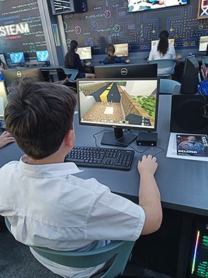 Minecraft Education helps improve learners&#x2019; coding & robotics skills
