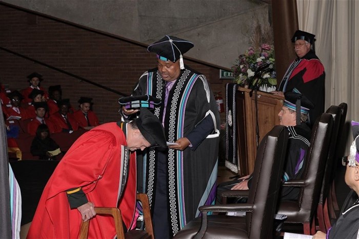 &#x201c;Yster&#x201d; Rassie Erasmus receives honorary doctorate