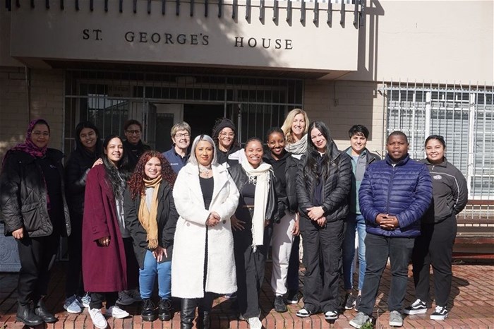 Oxford University Press Southern Africa gives back on Mandela Day