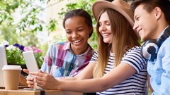 Source: © 123rf  Peer reviews continue to gain momentum as a key source of information when making purchase decisions