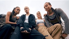 Under Armour enters the sports fashion market