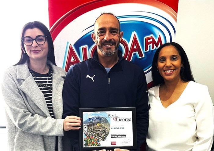 With the Algoa FM Best of George Award for a local radio station are, from the left, Garden Route sales representative Angelique Strydom, Garden Route presenter Simon Bechus and Algoa FM marketing manager Lesley Geyer