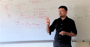 What and how to design: when design thinking and system engineering meet