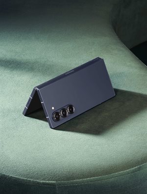 Delivering more mobile innovation powerfully on Samsung Foldables