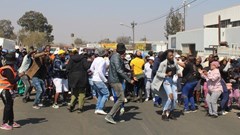 The 11-week strike at the Mister Sweet plant in Germiston has ended. Archive photo: Kimberly Mutandiro / GroundUp