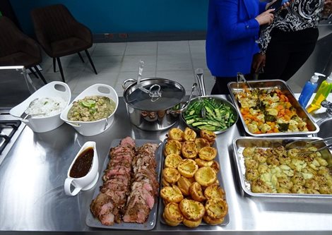 The scrumptious cook-off festive feast consisted of roast beef, Yorkshire pudding and gravy; potato bake, green beans and onions, and roasted vegetables; penne Arrabiatta; and Thai chicken green curry and basmati rice.
