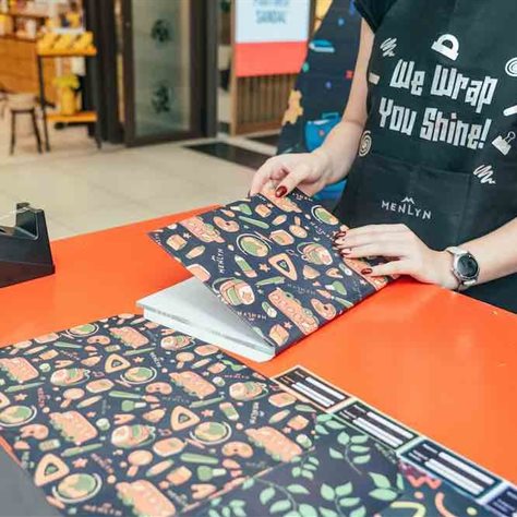 Menlyn Park launches 'Beat the Wrap Race' campaign