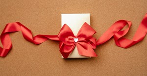 Mastering Valentine&#x2019;s Day deliveries: expert tips for on-time gifts