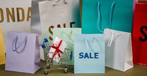 December 2024 holiday consumer spend shows signs of growth